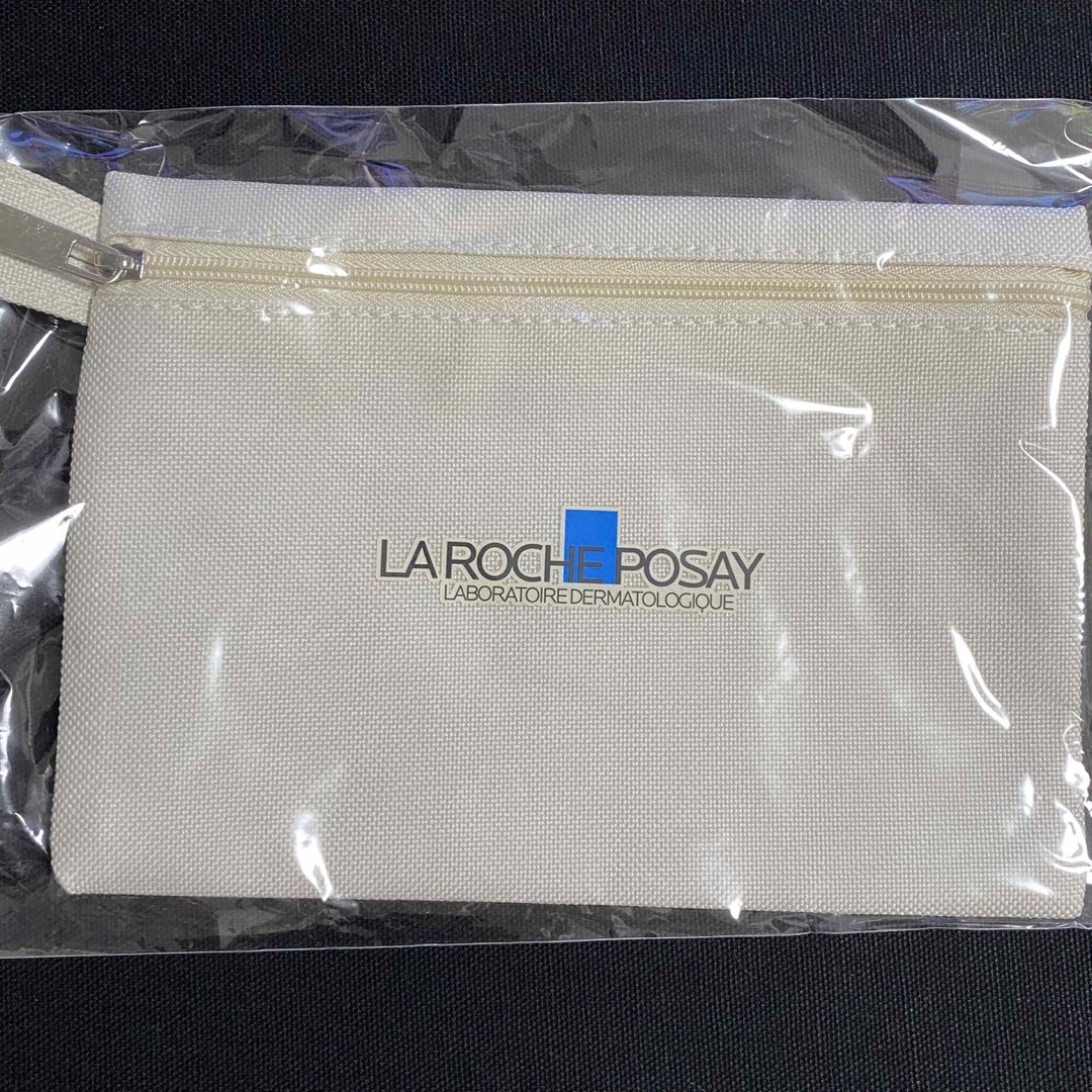 LA ROCHE-POSAY(ラロッシュポゼ)のLAROCHE POSAY ラロッシュポゼ 試供品&ポーチセット コスメ/美容のキット/セット(サンプル/トライアルキット)の商品写真