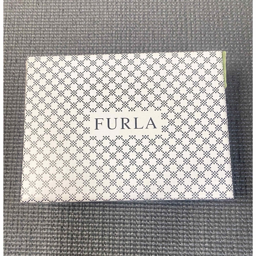 Furla(フルラ)のFurla 三つ折り財布　最終値引き！ レディースのファッション小物(財布)の商品写真