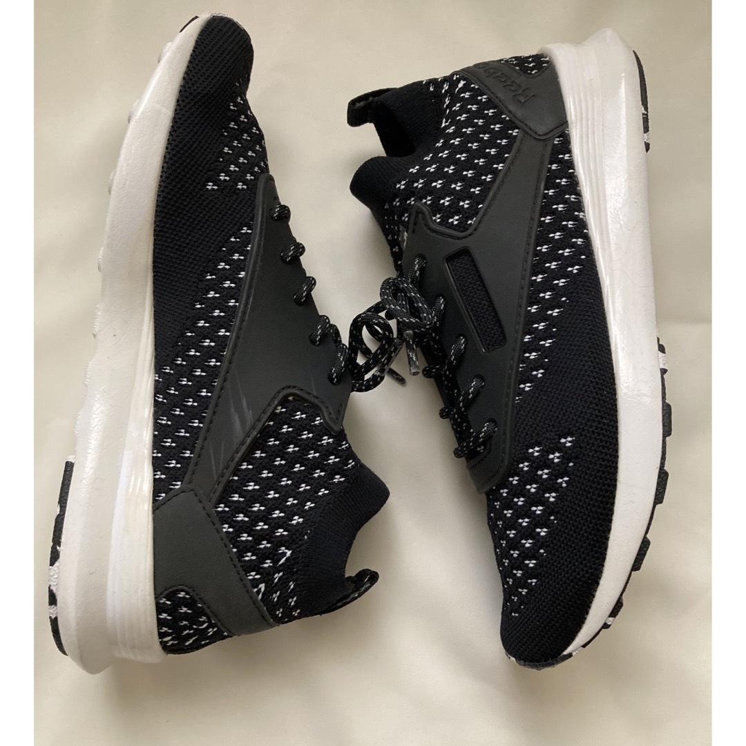 Reebok(リーボック)の【美品】REEBOK  ZOKU RUNNER ULTK IS 25.0㎝ メンズの靴/シューズ(スニーカー)の商品写真