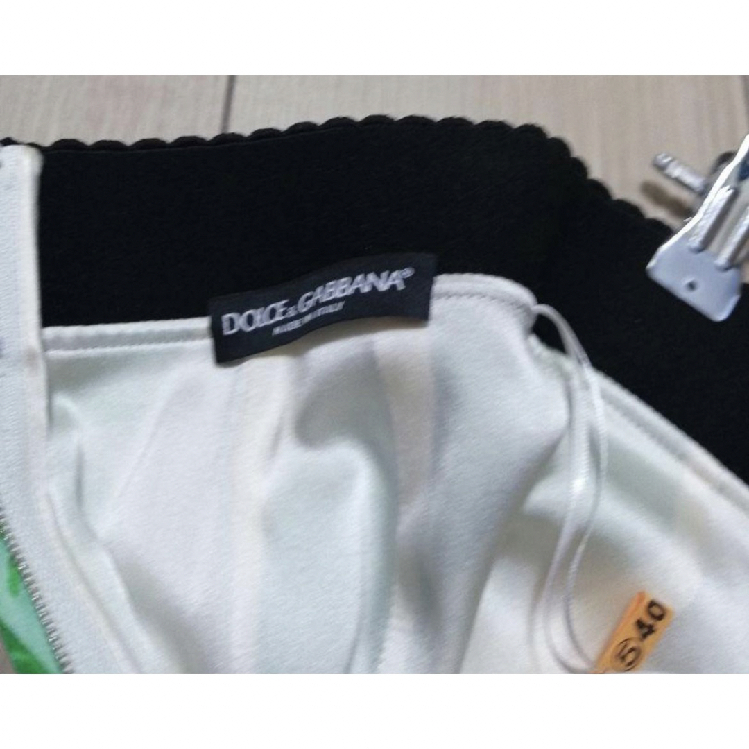 DOLCE&GABBANA(ドルチェアンドガッバーナ)の定価15万円 ドルチェアンドガッバーナ リーフ柄スカート レディースのスカート(ロングスカート)の商品写真