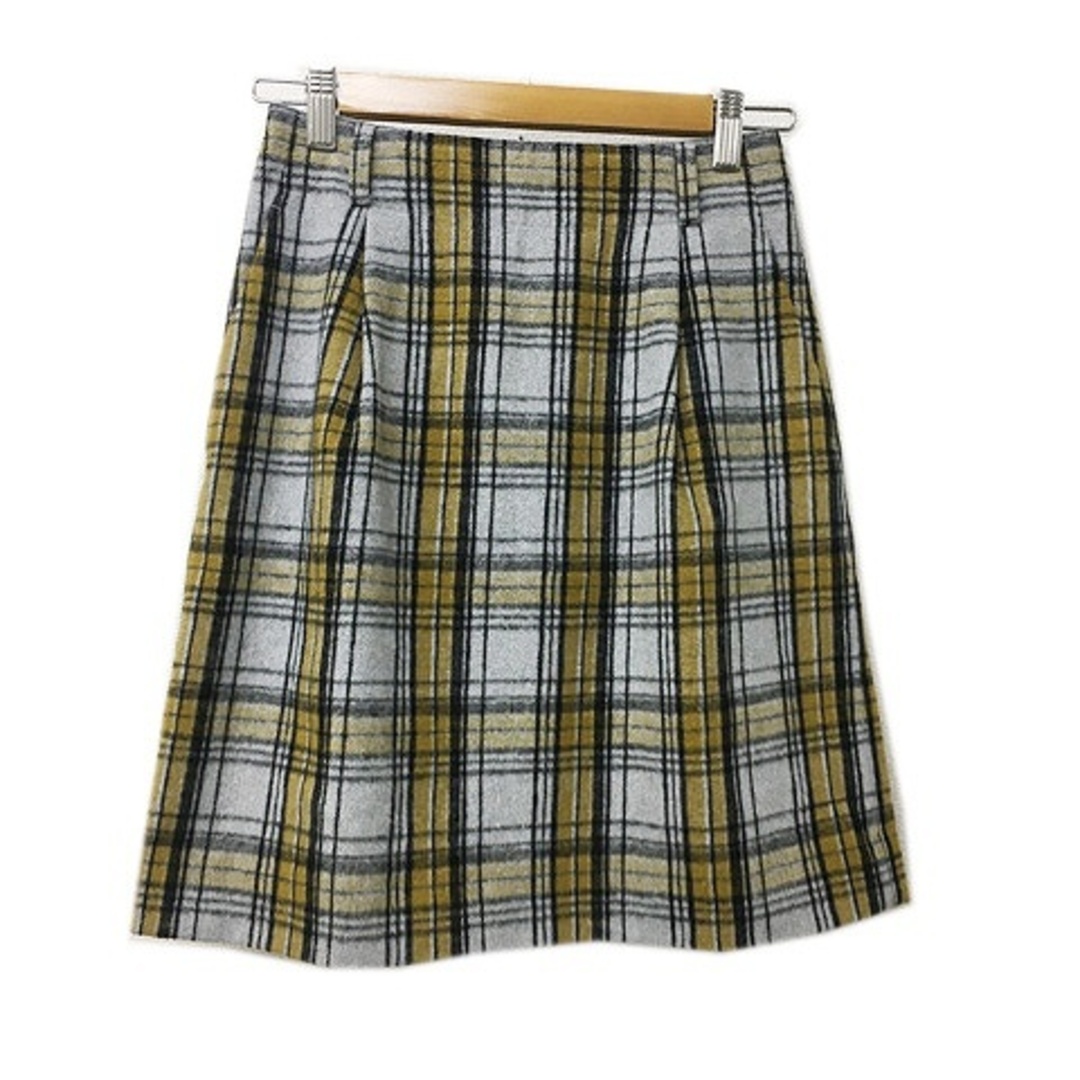 LOWRYS FARM(ローリーズファーム)のローリーズファーム スカート 台形 ミニ タック チェック M グレー 黄 レディースのスカート(ミニスカート)の商品写真