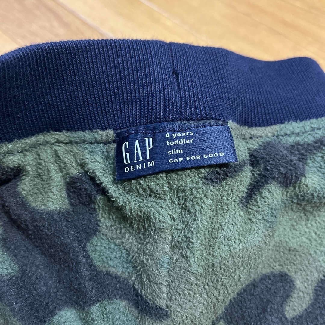 GAP Kids(ギャップキッズ)のGAP キッズ　100 デニム　パンツ キッズ/ベビー/マタニティのキッズ服男の子用(90cm~)(パンツ/スパッツ)の商品写真