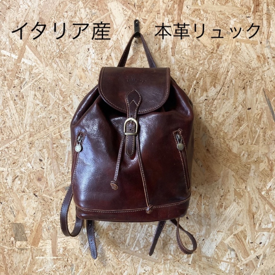 イタリア産　本革 リュック GENUINE LEATHER ブラウン 赤茶 牛革 レディースのバッグ(リュック/バックパック)の商品写真