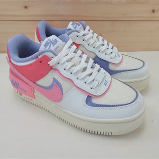 ナイキ AIR FORCE スニーカー(レディース)（ピンク/桃色系）の通販 600