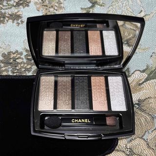 シャネル(CHANEL)のシャネル 特別限定品 ルミエール グラフィック アイシャドウ パレット(アイシャドウ)