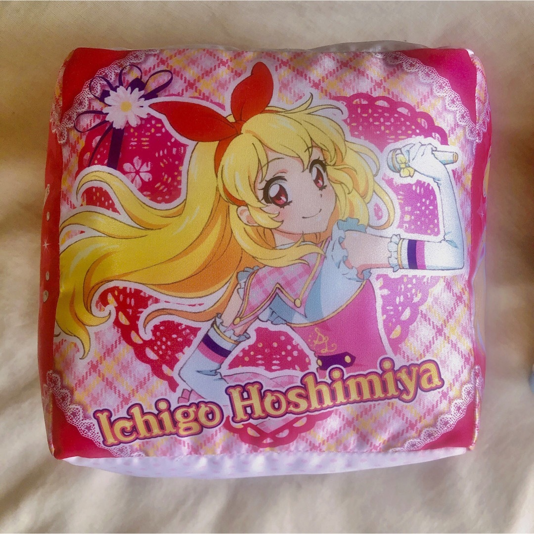 【アイカツ!】サイコロクッション オフィシャルショップ限定グッズ 2点セット 【アイカツ!】サイコロクッション オフィシャルショップ限定グッズ 2点セット