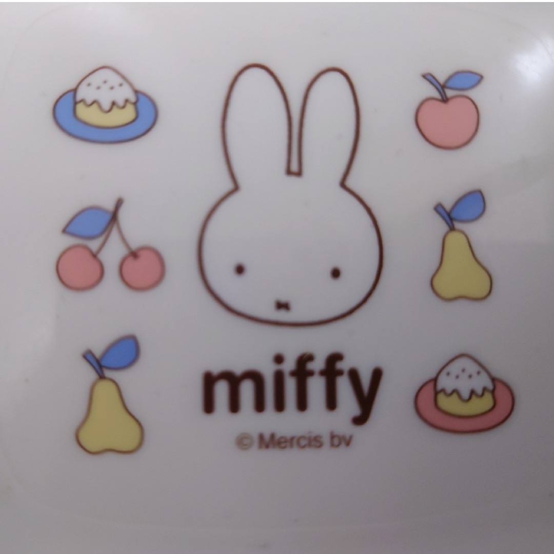 miffy(ミッフィー)のミッフィー 離乳食 食器セット 多用鉢 miffy お皿 食器 コップ スプーン キッズ/ベビー/マタニティの授乳/お食事用品(離乳食器セット)の商品写真