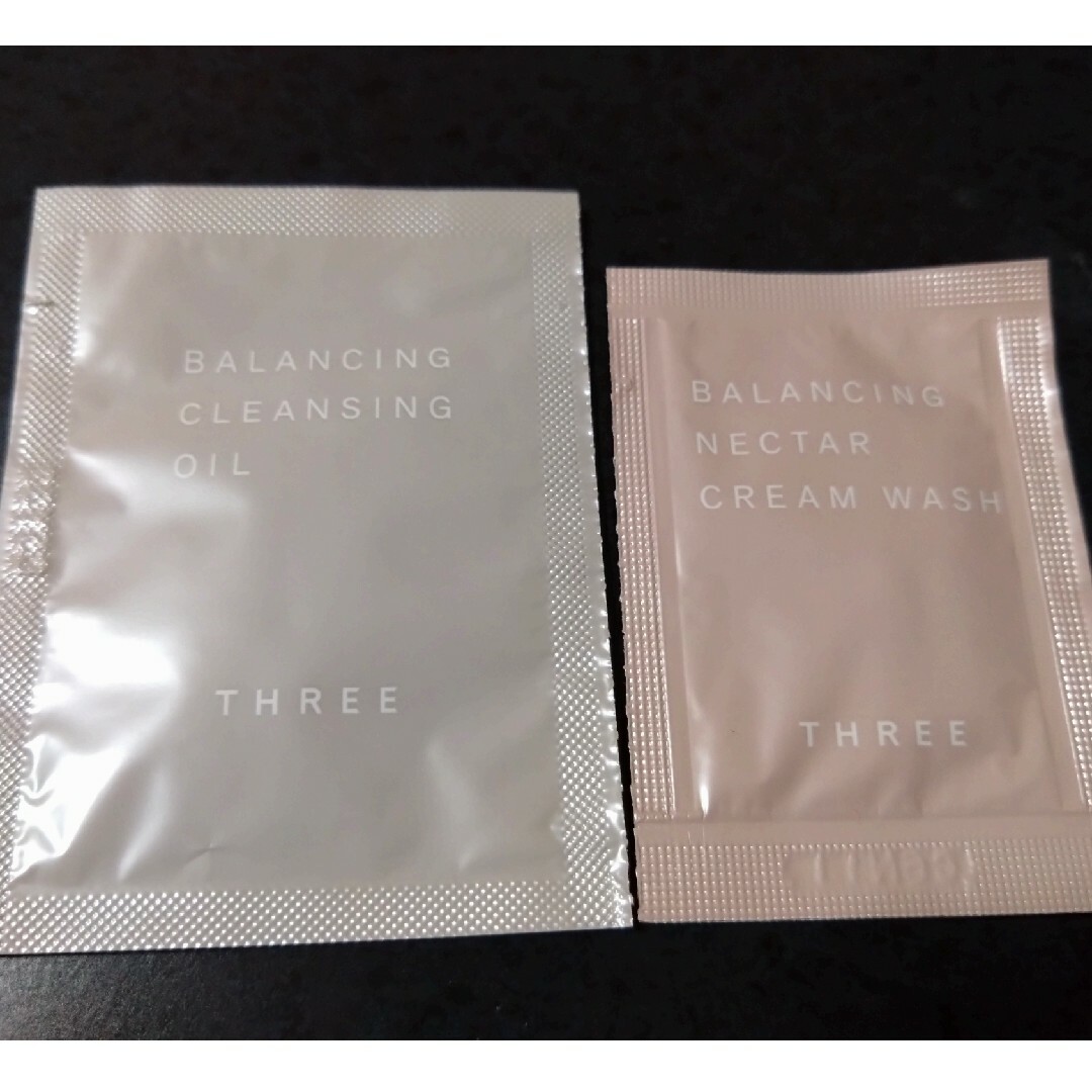 THREE(スリー)のTHREE　試供品　2つセット コスメ/美容のスキンケア/基礎化粧品(クレンジング/メイク落とし)の商品写真