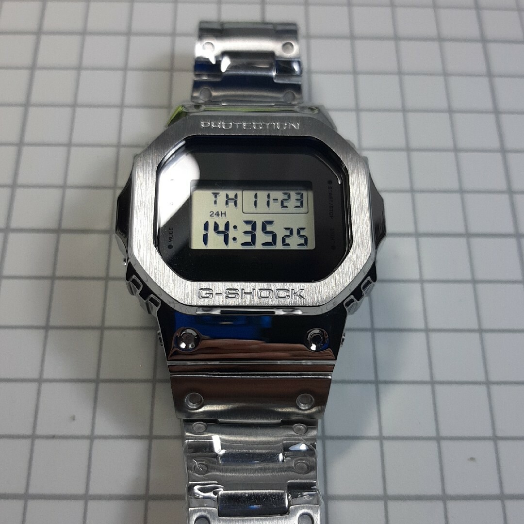 日本公式店 G-SHOCK DW5600SK ミラーフェイス フルメタル univ