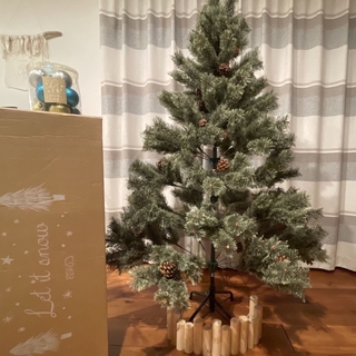 スタディオクリップ(STUDIO CLIP)のスタディオクリップ　クリスマスツリー　150cm オーナメント　足隠し付き(インテリア雑貨)