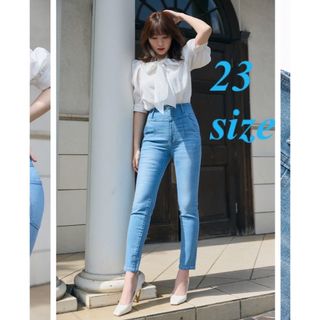 【新品未使用】Tokyo High Rise Jeans●24サイズ