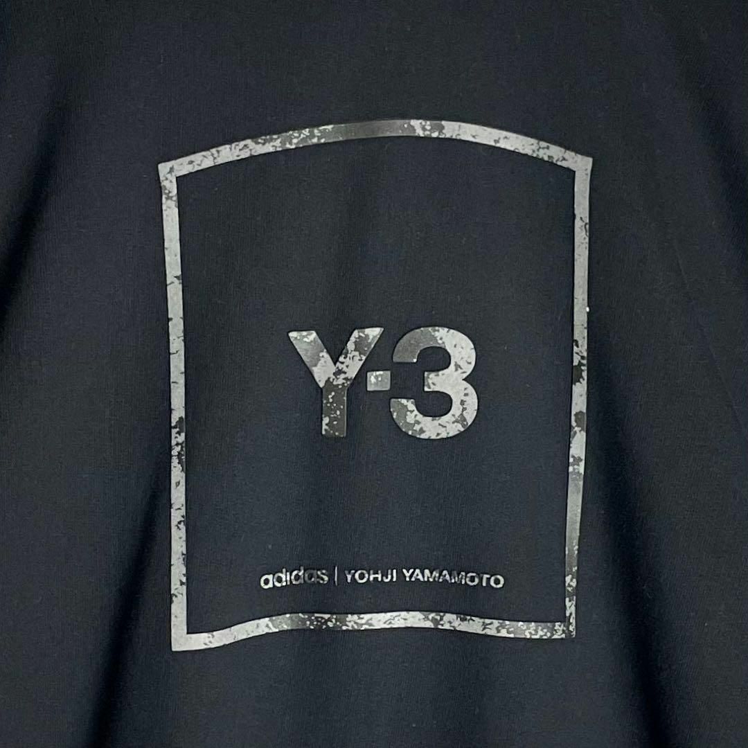Y-3(ワイスリー)の【即完売モデル】Y-3 パーカー　パーカー　センターロゴ　希少デザイン　入手困難 メンズのトップス(パーカー)の商品写真