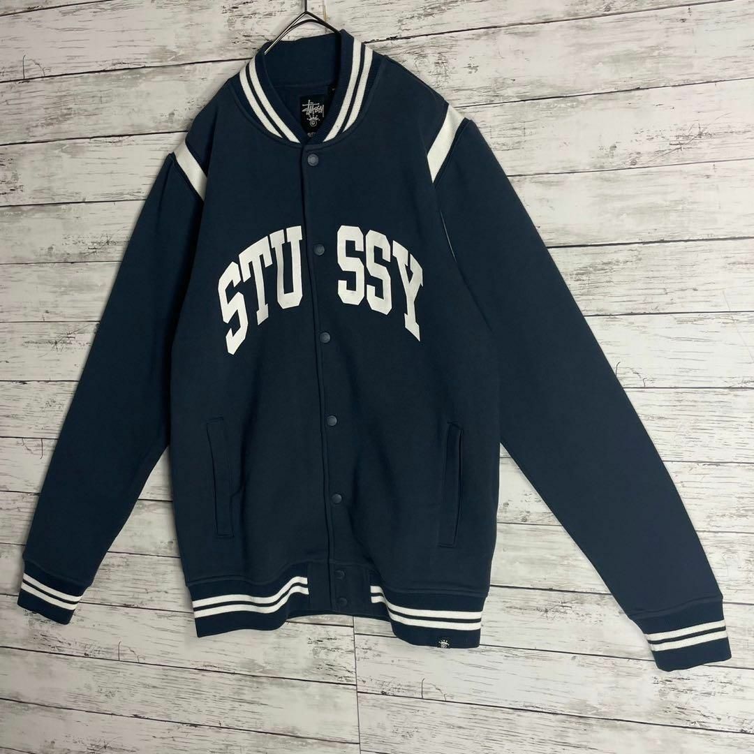 STUSSY(ステューシー)の【即完売モデル】ステューシー　スタジャン　刺繍ロゴ　希少デザイン　入手困難 メンズのジャケット/アウター(スタジャン)の商品写真