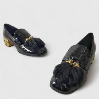 プラダ ローファー/革靴(レディース)（エナメル）の通販 86点 | PRADA