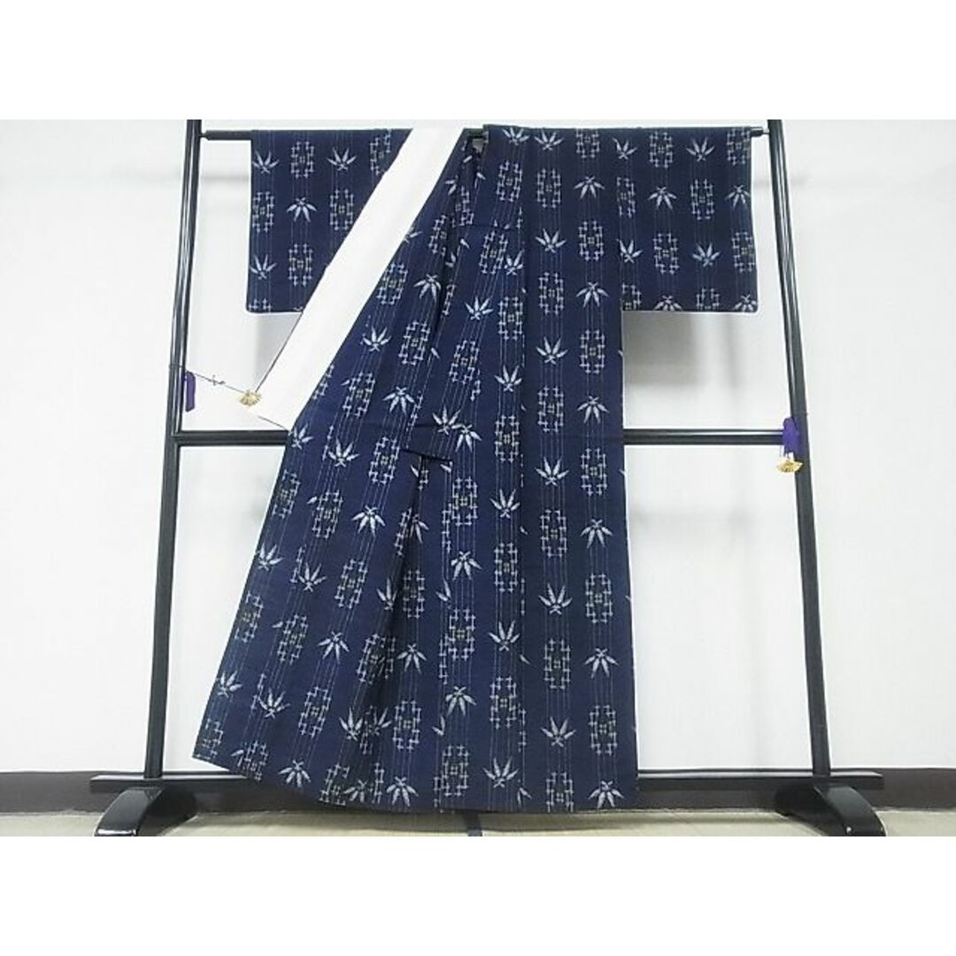 平和屋-こころ店■上質な紬 単衣 草花間道 井桁絣 着丈156.5cm 裄丈61.5cm 正絹 逸品 B-zg6290 平和屋-こころ店■上質な紬 井桁 着丈164.5cm 裄丈63.5cm 正絹 逸品 A-ja4246