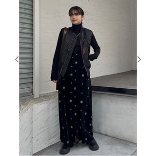 Ameri VINTAGE - GLITTER EMBROIDERY VELOUR LONG TOPの通販 by はる