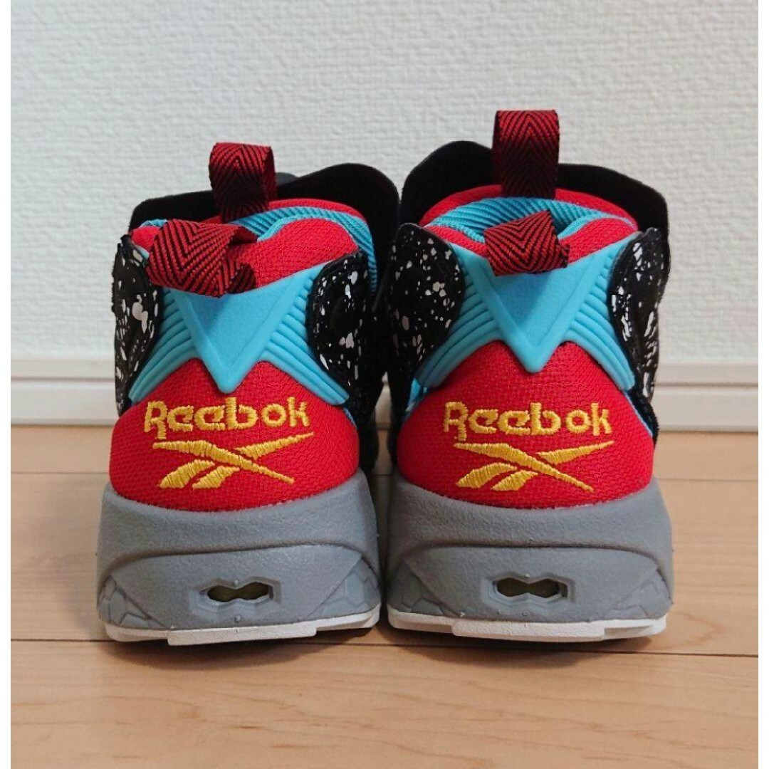 Reebok(リーボック)の23 美品 Reebok INSTA PUMP FURY SP RED 赤 レディースの靴/シューズ(スニーカー)の商品写真