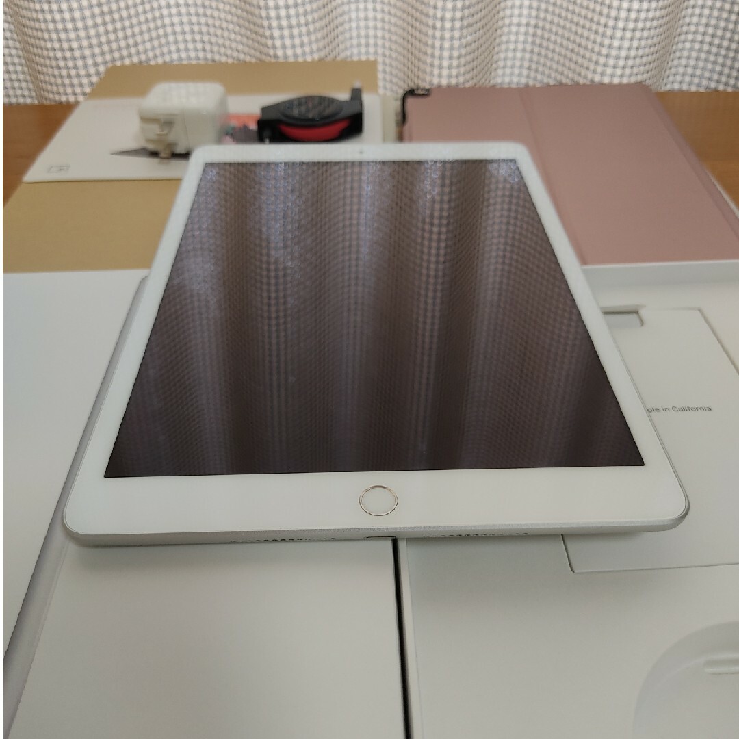 iPad7世代　WiFiモデル