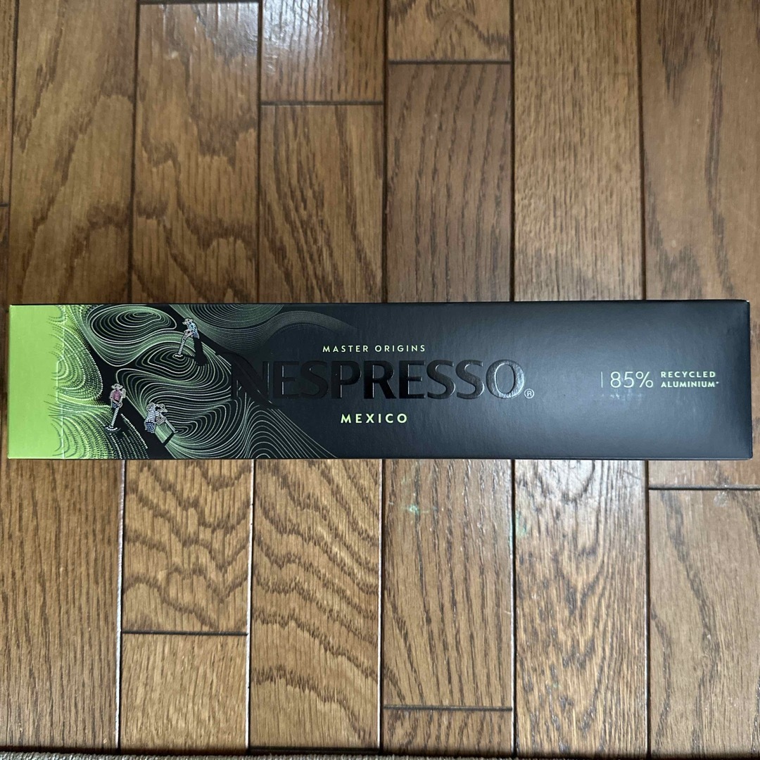 NESPRESSO(ネスプレッソ)のネスプレッソヴァーチュオカプセル6本セット（おまけ付き） 食品/飲料/酒の飲料(コーヒー)の商品写真