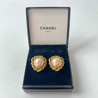 シャネル(CHANEL)の美品 シャネル CHANEL フェイクパール イヤリング ビンテージ 箱付き(イヤリング)