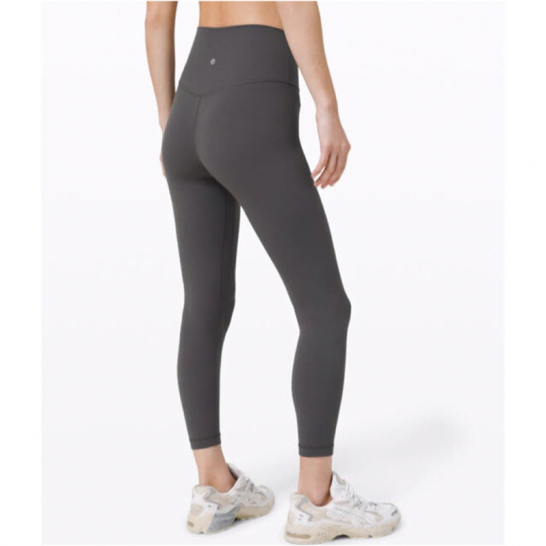 lululemon(ルルレモン)のルルレモン★ Alignレギンス サイズ4 レディースのレッグウェア(レギンス/スパッツ)の商品写真