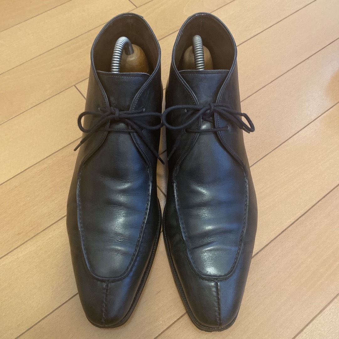 CARMINA(カルミナ)のCARMINA カルミナUチップのチャッカブーツ　6ハーフ（26.5㌢相当） メンズの靴/シューズ(ブーツ)の商品写真