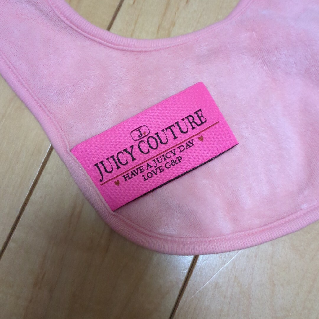 Juicy Couture(ジューシークチュール)のクチュールベビー★タオル＆スタイ キッズ/ベビー/マタニティの授乳/お食事用品(その他)の商品写真