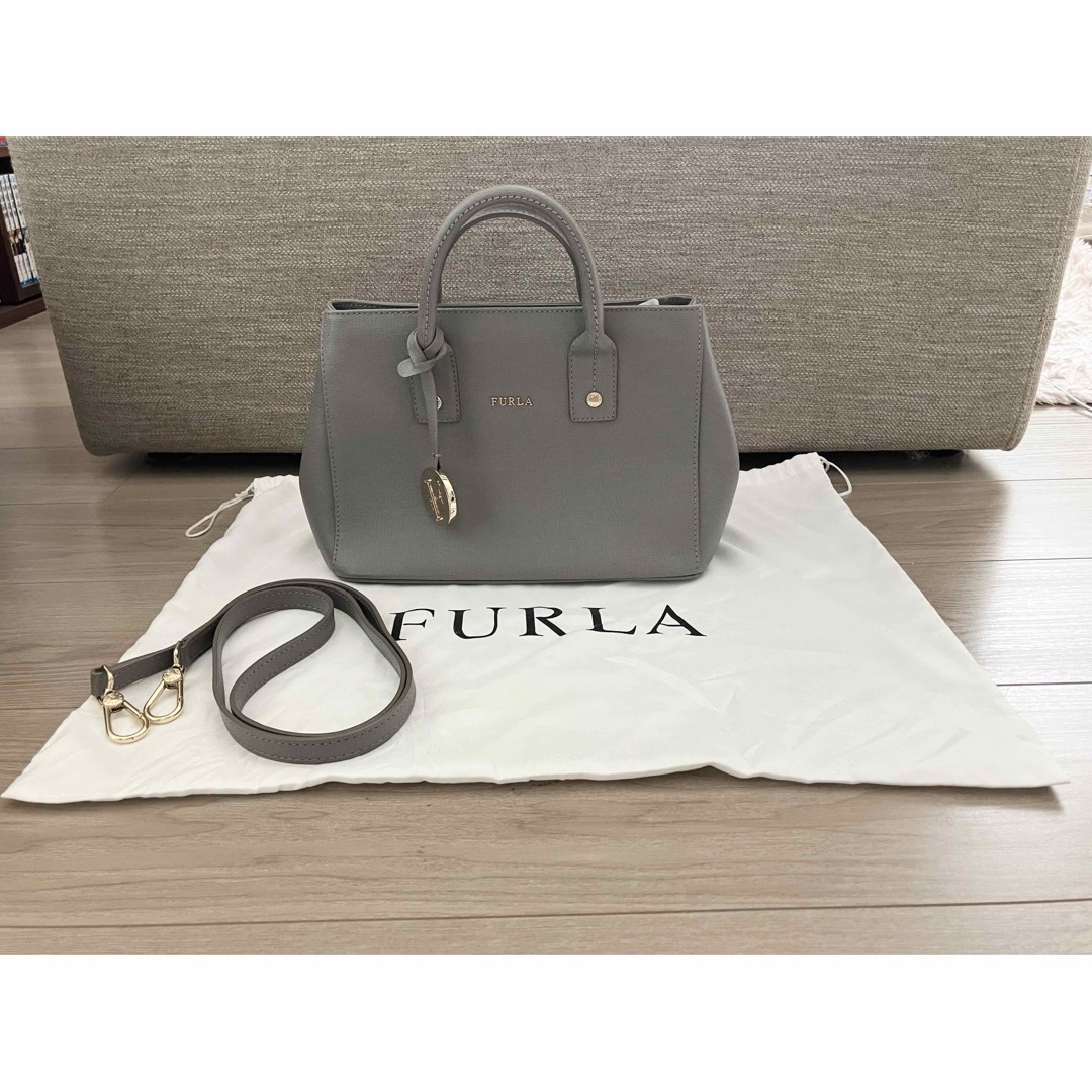 FURLA  フルラ　リンダ　Sサイズ　グレー約110cm