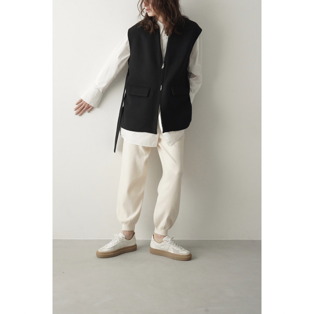 柔らかな質感の 完売 新品 2023AW クラネ CLANE SLIM KNIT PANTS | www