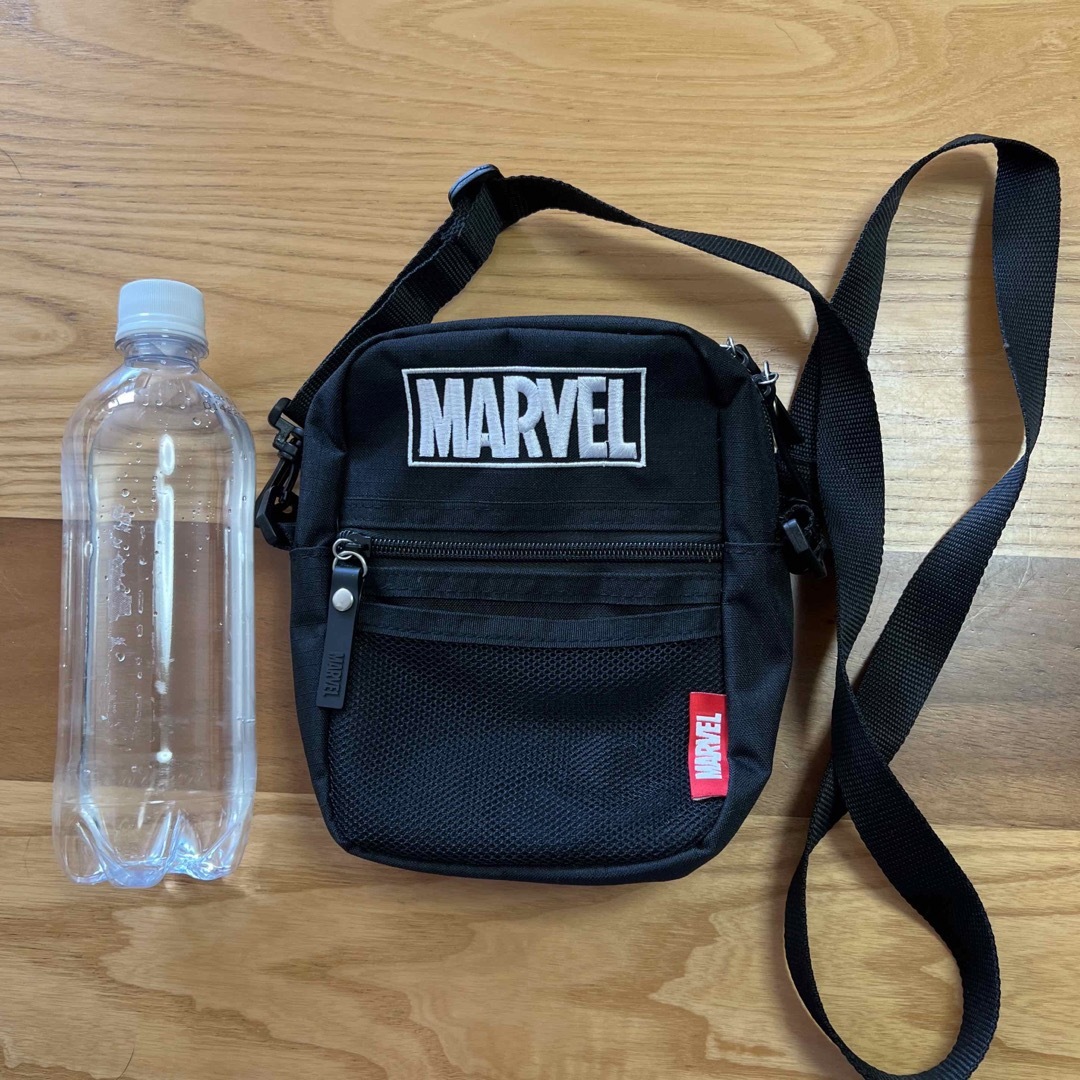 MARVEL(マーベル)のMARVEL マーベル ポシェット ショルダーバッグ メンズのバッグ(ショルダーバッグ)の商品写真