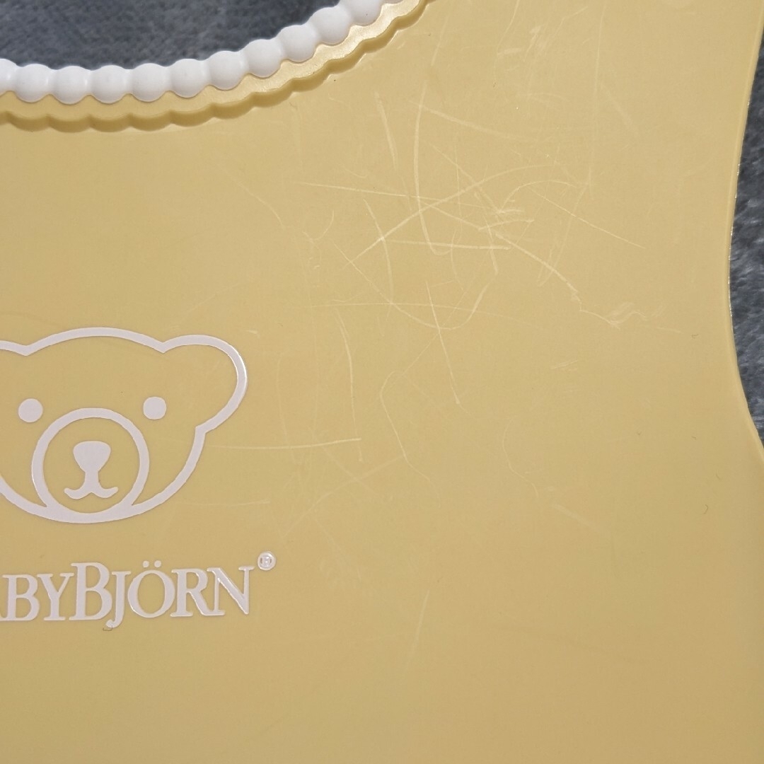 BABYBJORN(ベビービョルン)のk☆a様専用　ベビービョルン食事エプロン キッズ/ベビー/マタニティの授乳/お食事用品(お食事エプロン)の商品写真