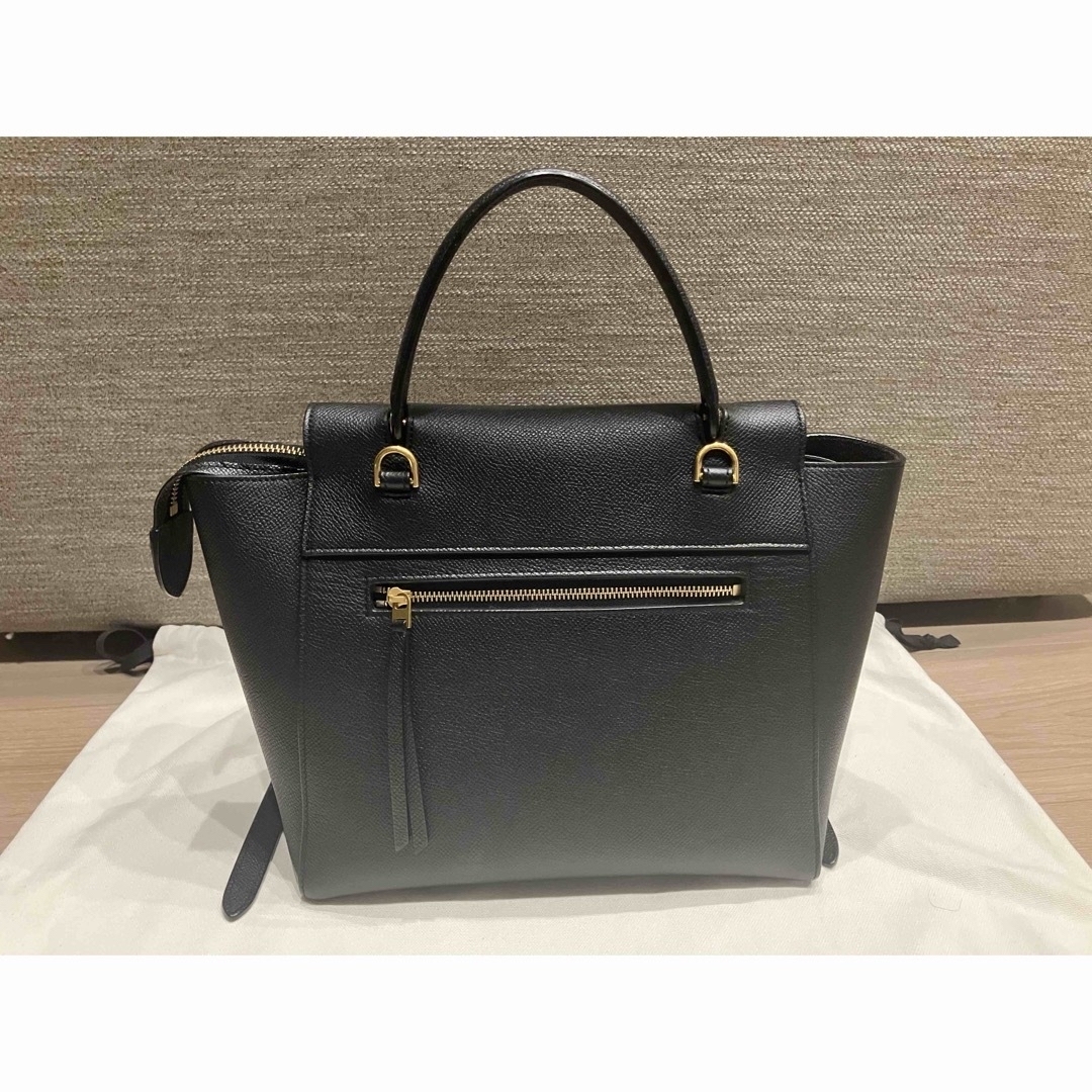 celine(セリーヌ)のセリーヌ　CELINE  ベルトバッグ　マイクロ　micro　ブラック　黒 レディースのバッグ(ショルダーバッグ)の商品写真