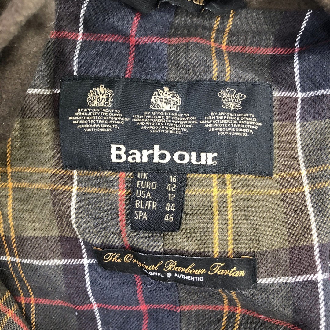 Barbour(バーブァー)のBarbour バブアー オイルドジャケット 防寒  ユーロ  ヨーロッパ古着 カーキ (レディース UK16) 中古 古着 O9729 レディースのジャケット/アウター(その他)の商品写真
