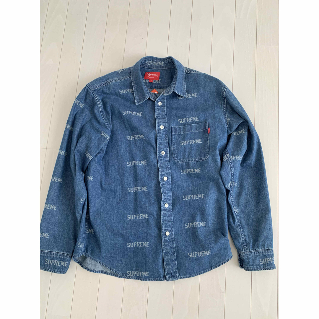 Supreme(シュプリーム)のSupreme Logo Denim Shirt メンズのトップス(シャツ)の商品写真