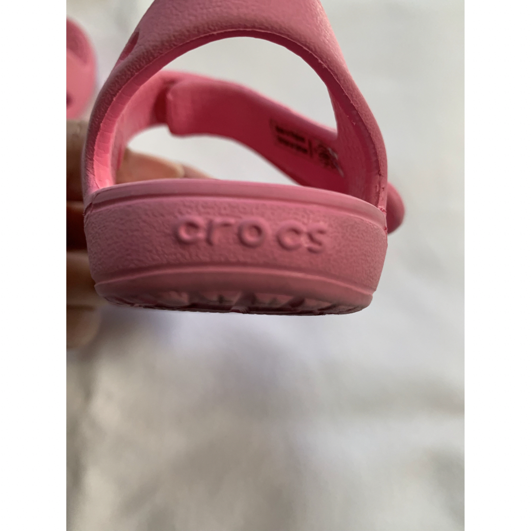 crocs(クロックス)のクロックス  crocs  12cm  パープル  ベビーサンダル キッズ/ベビー/マタニティのベビー靴/シューズ(~14cm)(サンダル)の商品写真