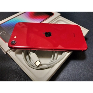 美品 iphone se3 128gb product red 赤(スマートフォン本体)