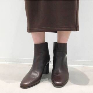 アパルトモンドゥーズィエムクラス(L'Appartement DEUXIEME CLASSE)のL'Appertement MICHEL VIVIEN SHORT BOOTS(ブーツ)