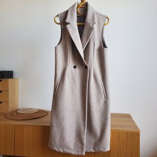 美品♥️リノルーセ　ノースリーブロングジレ　M(ベスト/ジレ)