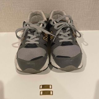 ニューバランス(New Balance)のニューバランス1700グレー24cm(スニーカー)