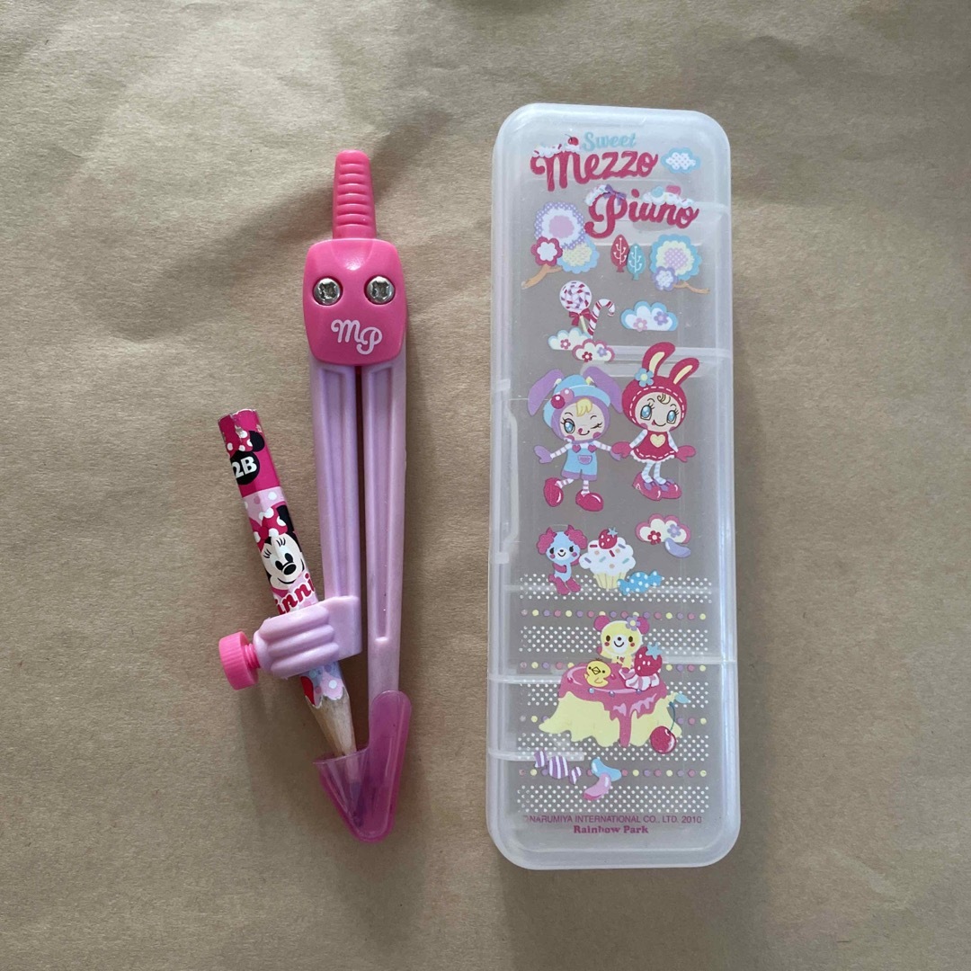 mezzo piano(メゾピアノ)のメゾピアノ コンパス 文具 ハンドメイドの文具/ステーショナリー(その他)の商品写真