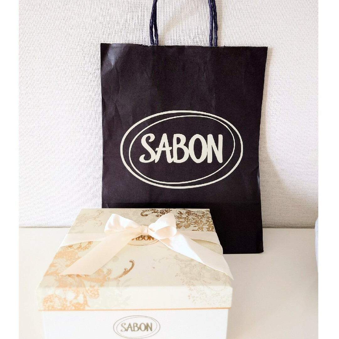 SABON(サボン)のSABONギフトセット ローズの香り ショッパー付き コスメ/美容のボディケア(ボディソープ/石鹸)の商品写真