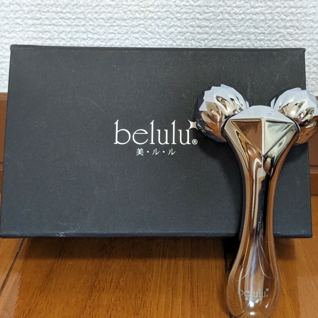 美ルルプラチナムミニ＜belulu platinum mini＞　美顔ローラー スマホ/家電/カメラの美容/健康(フェイスケア/美顔器)の商品写真