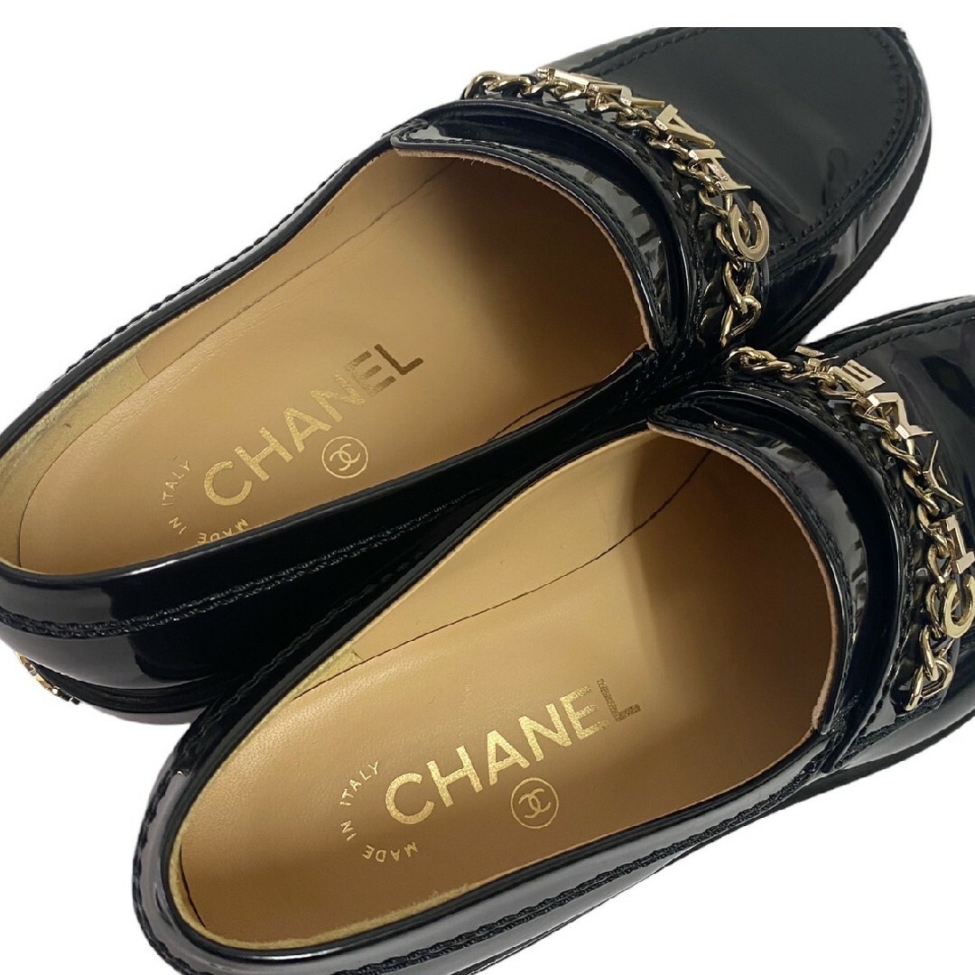 CHANEL シャネル ロゴローファー 36 ハーフ パテント G37430