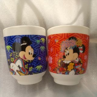 ディズニー(Disney)の2006年ミッキー&ミニー湯のみセット(キャラクターグッズ)