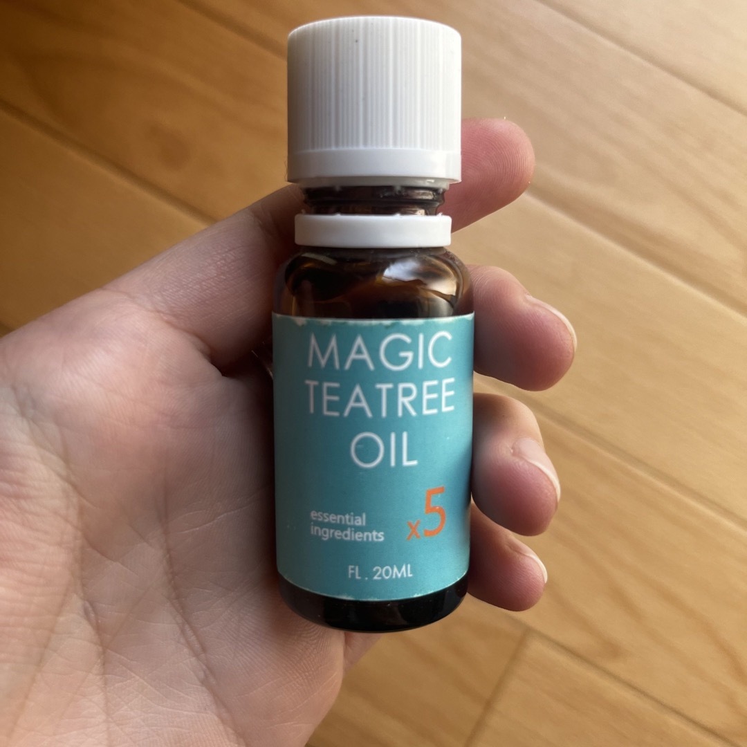 Magic tea tree oil マジックティーツリーオイル コスメ/美容のスキンケア/基礎化粧品(フェイスオイル/バーム)の商品写真