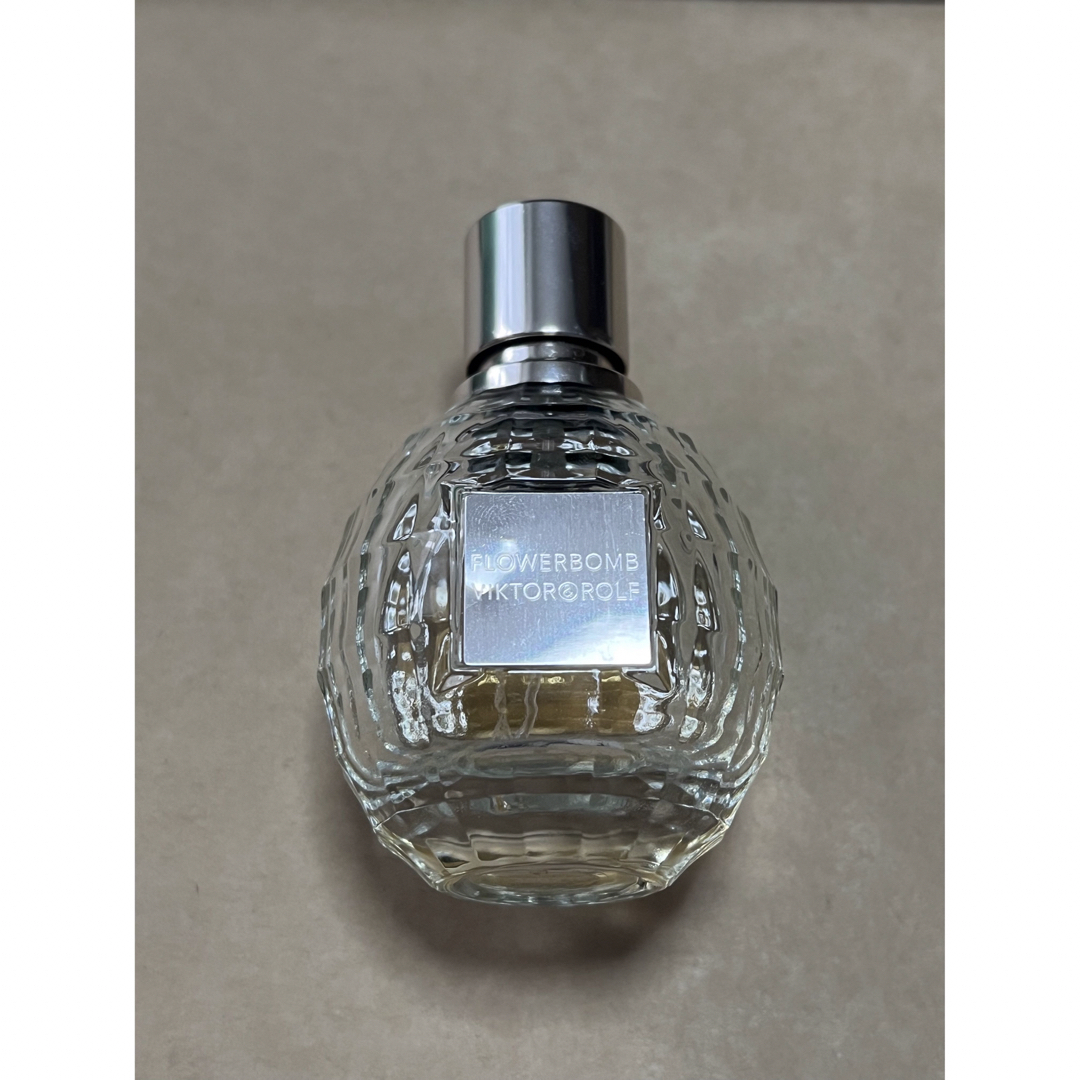 VIKTOR&ROLF(ヴィクターアンドロルフ)のViktor&Rolfヴィクアーロルフの香水 コスメ/美容の香水(香水(女性用))の商品写真