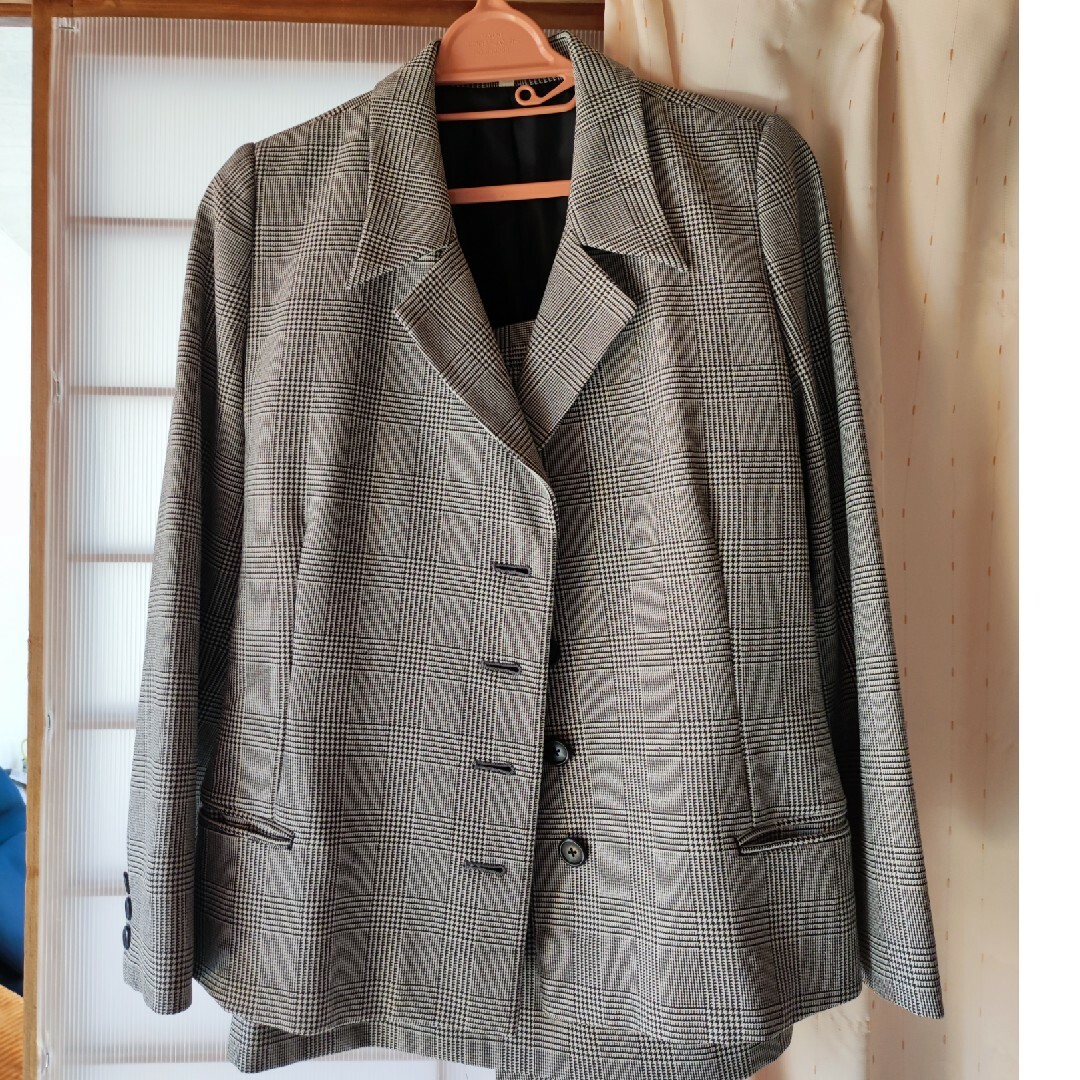 スーツフォーマル　チェック 11号 レディースのフォーマル/ドレス(スーツ)の商品写真