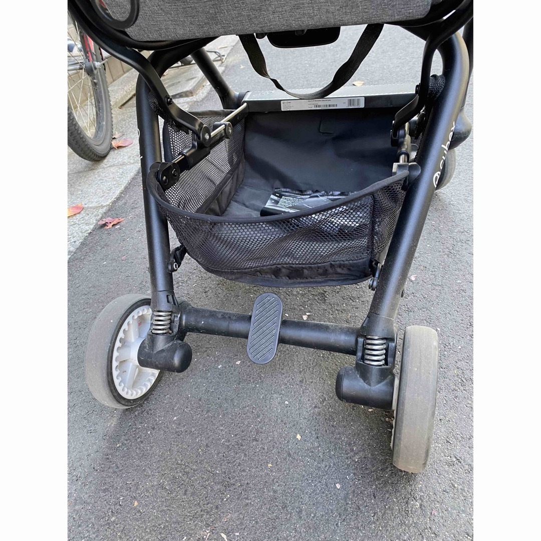 cybex - サイベックス イージーS バンパーバー付きの通販 by maya's