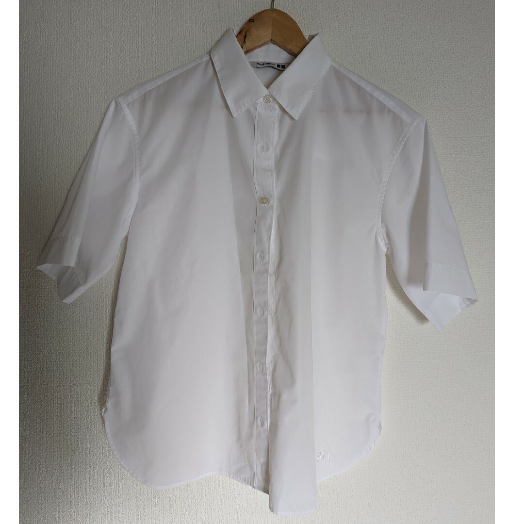 UNIQLO(ユニクロ)のJW Anderson◎リラックスシャツ レディースのトップス(シャツ/ブラウス(半袖/袖なし))の商品写真