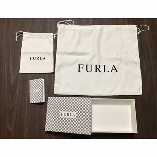 フルラ(Furla)のFURLA フルラ空箱1個+巾着2個+説明書一つ(ショップ袋)